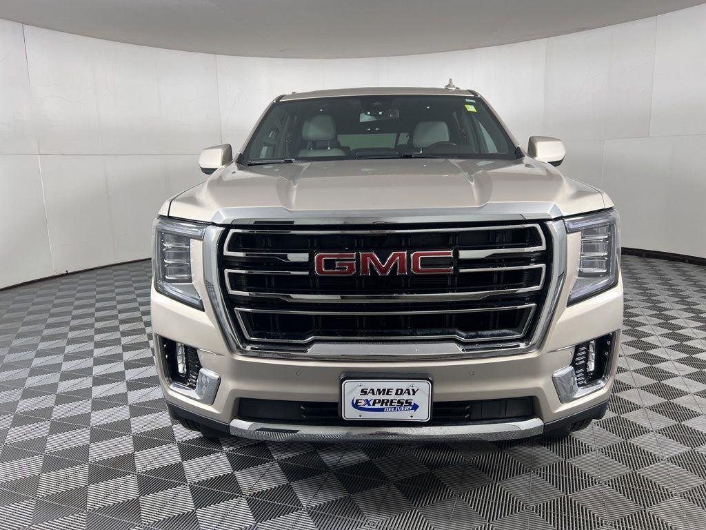 Used 2023 Pearl Beige Metallic GMC SLT image 16
