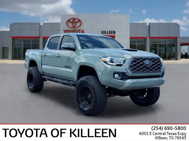 2022 Toyota Tacoma TRD Sport