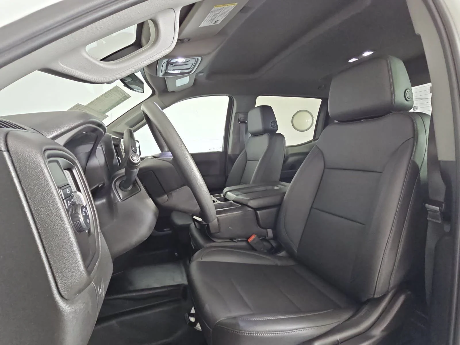 Used 2023 White Chevrolet WT image 13