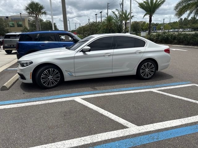 Used 2020 Mineral White Metallic BMW 540i xDrive image 2
