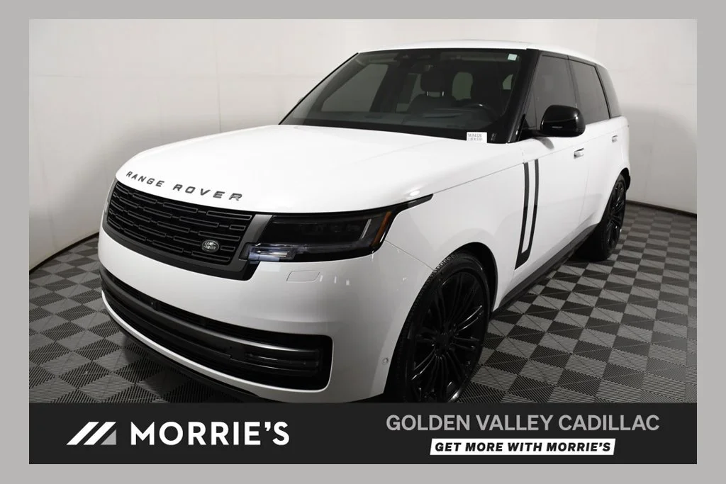 Used 2026  Land Rover SE image 1