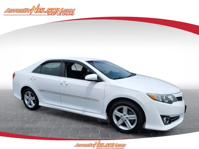 2014 Toyota Camry SE