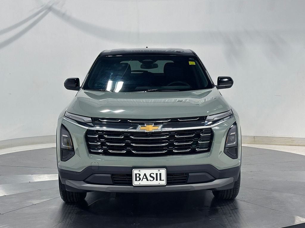 Used 2025 Green Chevrolet LT image 9