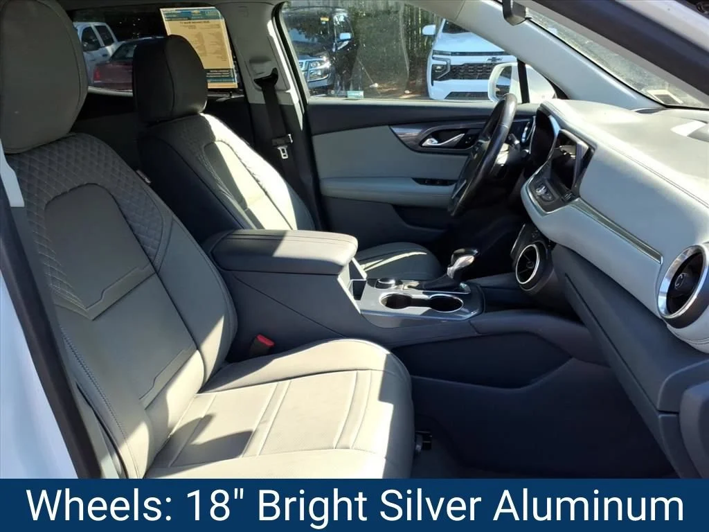 Certified Used 2020 SUMMIT WHITE Chevrolet LT image 23
