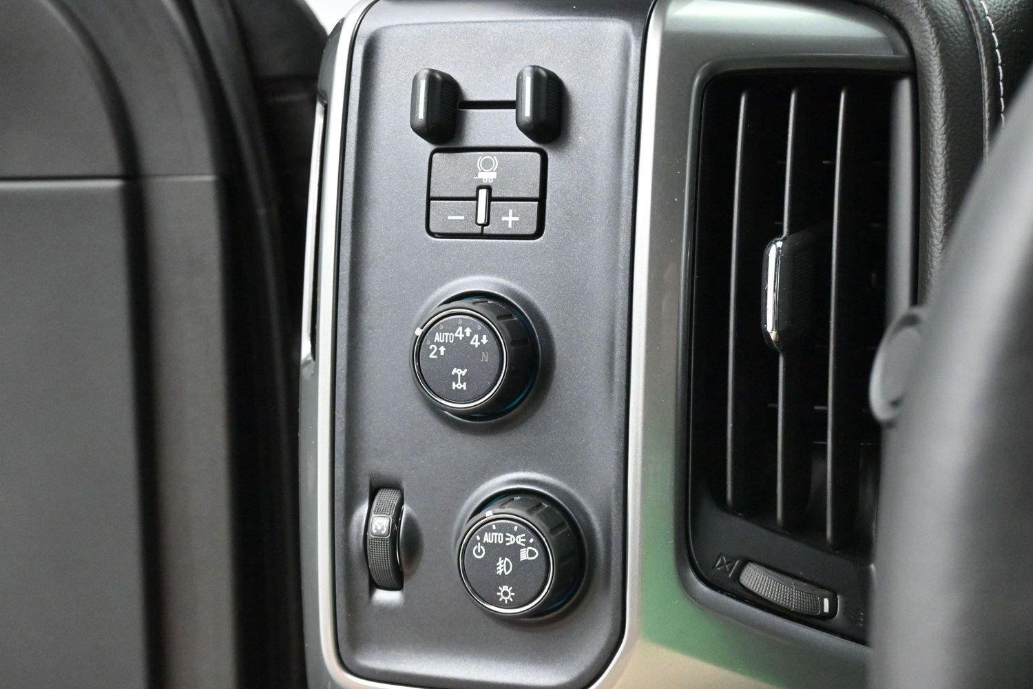 Used 2018 BLACK Chevrolet LTZ image 20