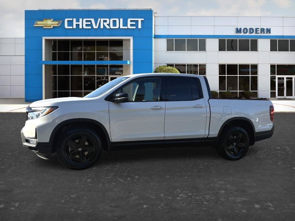 Used 2023 White Honda Black Edition image 1