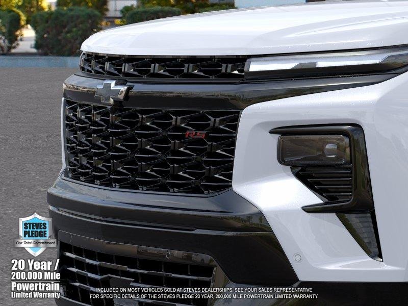 New 2026 Polar White Tricoat Chevrolet RS image 13