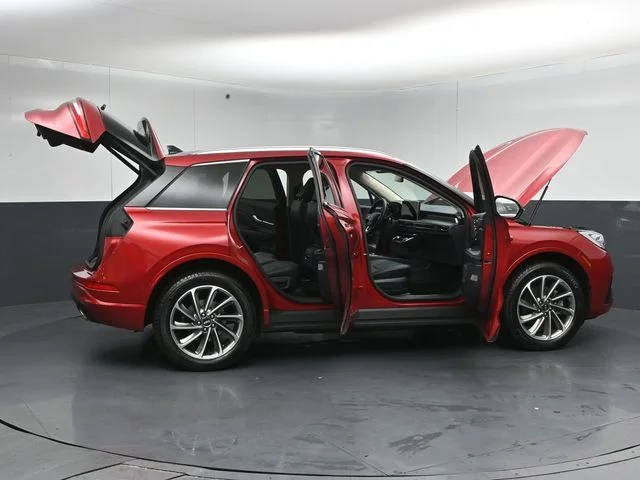 Used 2023 Red Lincoln Grand Touring image 61