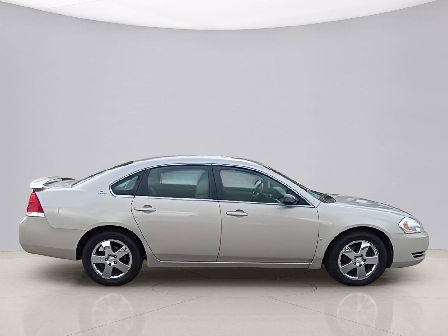 Used 2008 Gold Chevrolet LT image 6