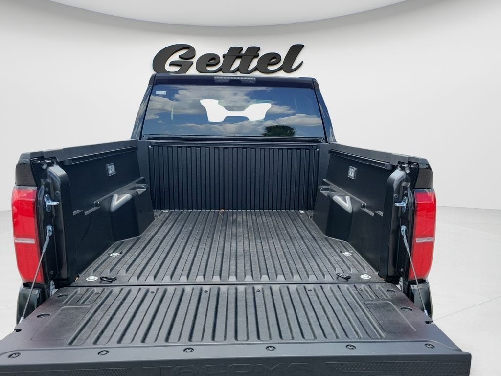 2026 Toyota Tacoma SR5 - Photo 9