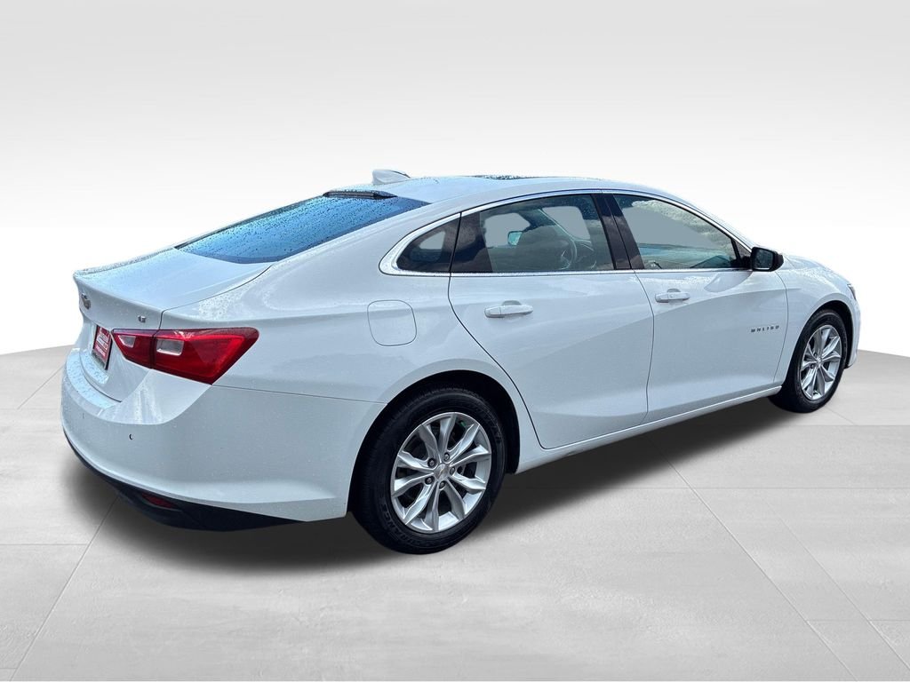 Used 2024 White Chevrolet LT image 5