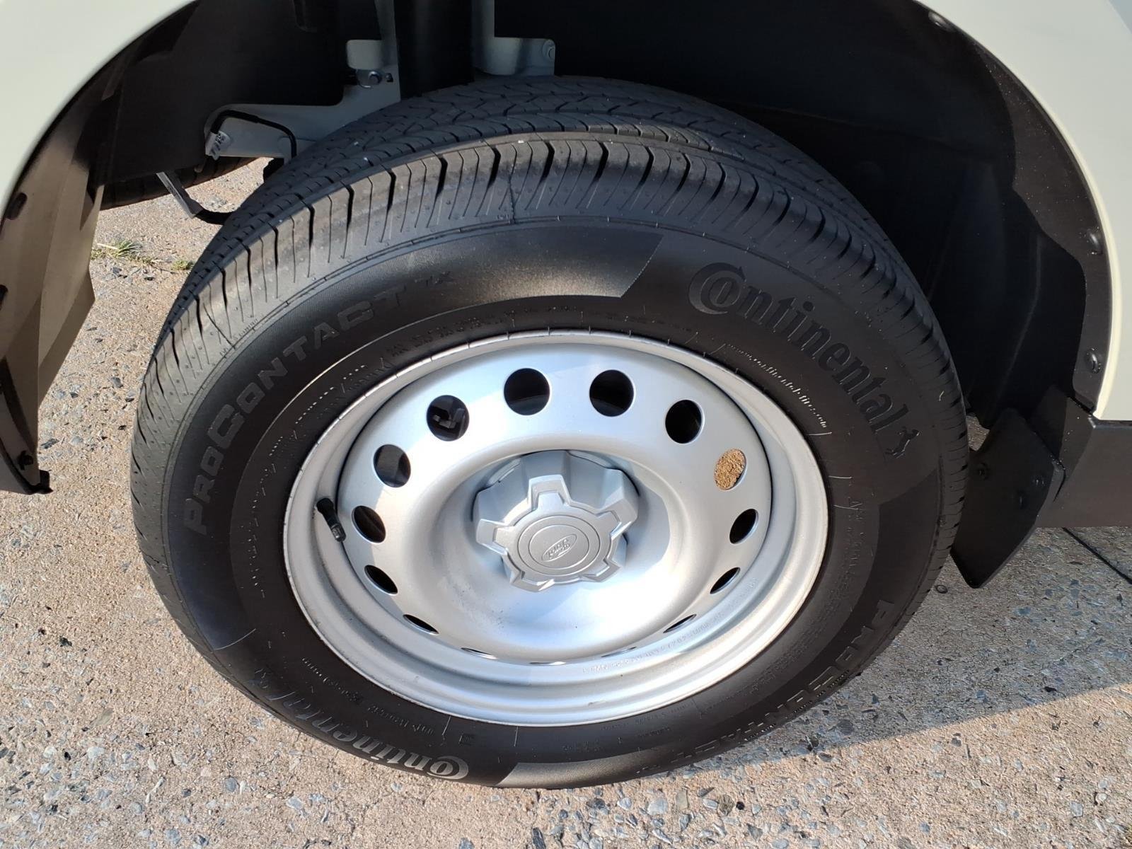 Used 2025 Desert Sand Ford XL image 7