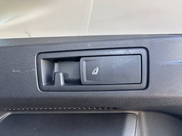 Used 2026 Silver Volkswagen SE image 40