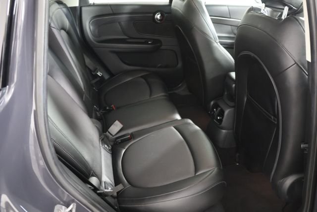 Used 2018 Gray MINI Base image 22