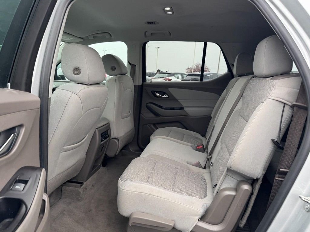 Used 2019 Silver Chevrolet LT image 10