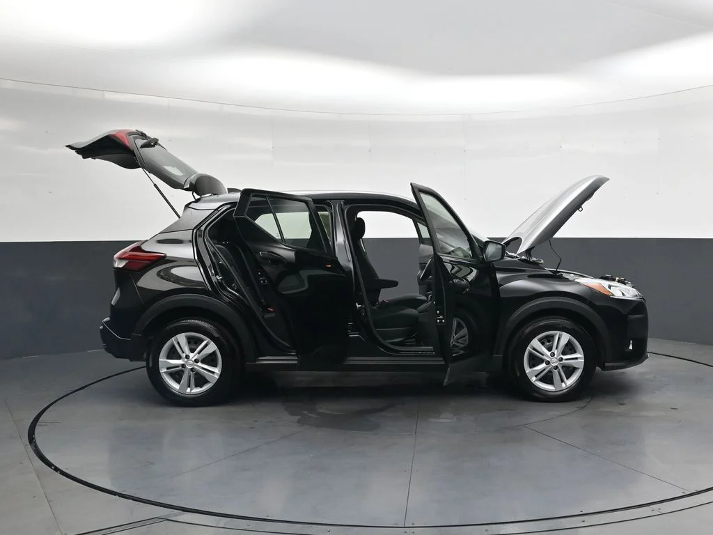Used 2025 Black Nissan S image 44