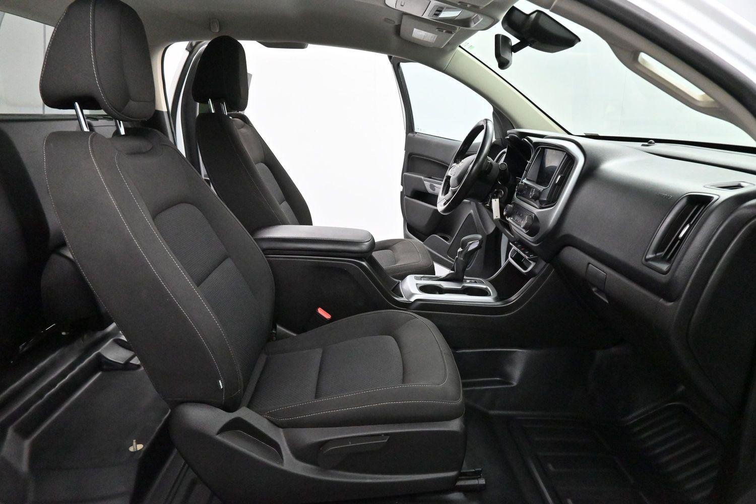 Used 2022 Summit White Chevrolet 4WD LT image 29
