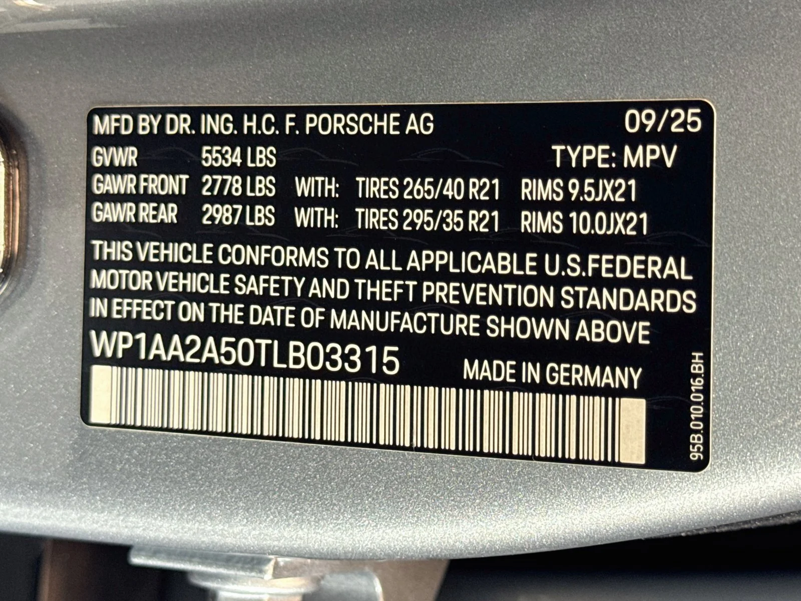 Certified Used 2026 Dolomite Silver Porsche  image 27