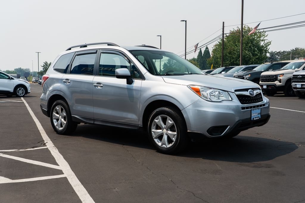 Used 2014 Ice Silver Metallic Subaru 2.5i Premium image 6