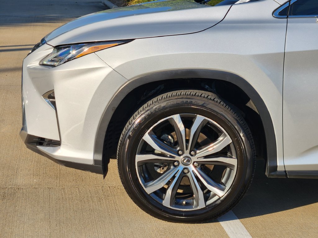 Used 2019 Silver Lexus 350 PREMIUM image 8