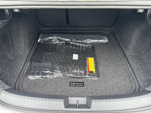 New 2026 Silver Volkswagen 1.5T SE image 5