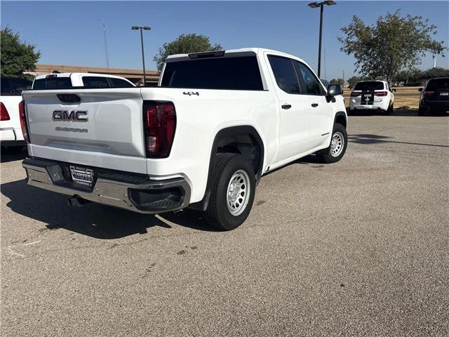 Used 2025 Summit White GMC Pro 4x4 Crew Cab 6.6 ft. box 157 in. WB image 7