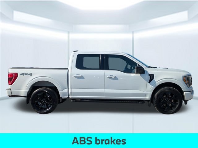 Used 2023  Ford Lariat image 8