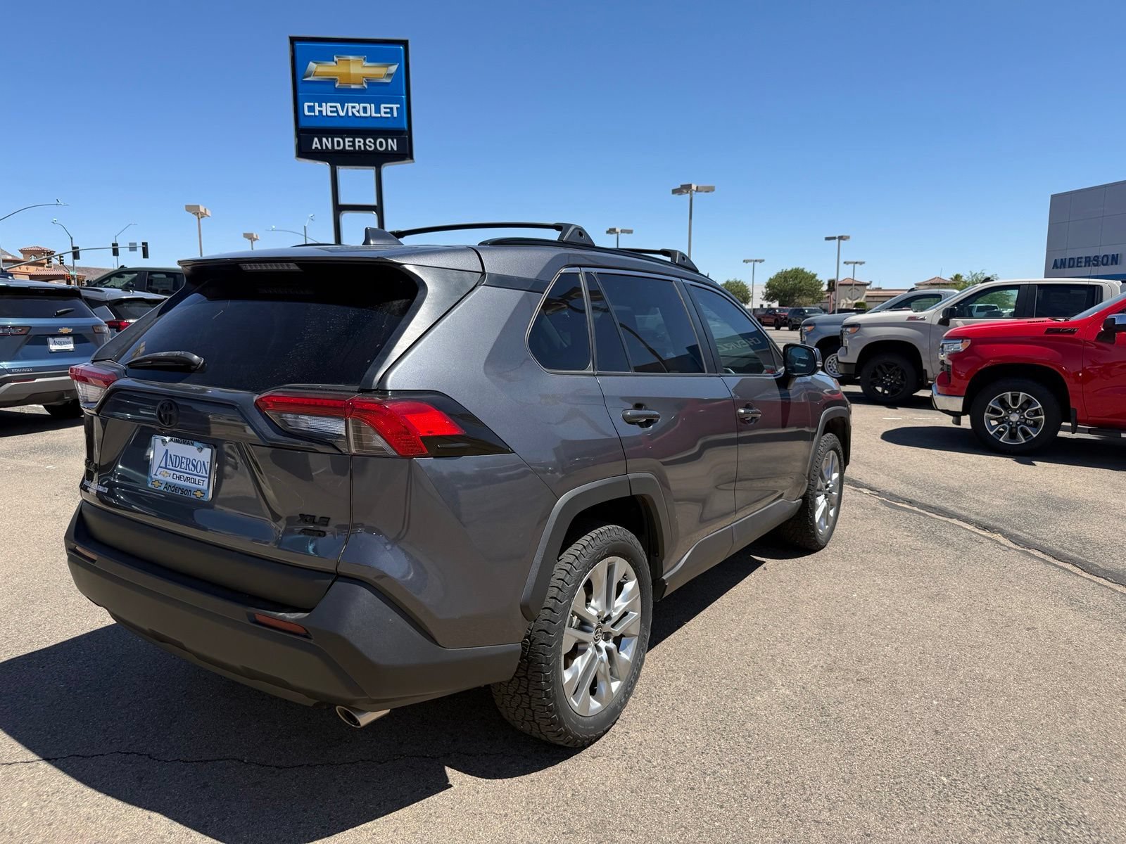 2021 Toyota RAV4 XLE Premium - Photo 5