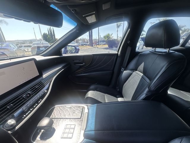 Used 2023 White Lexus 500 Base image 11