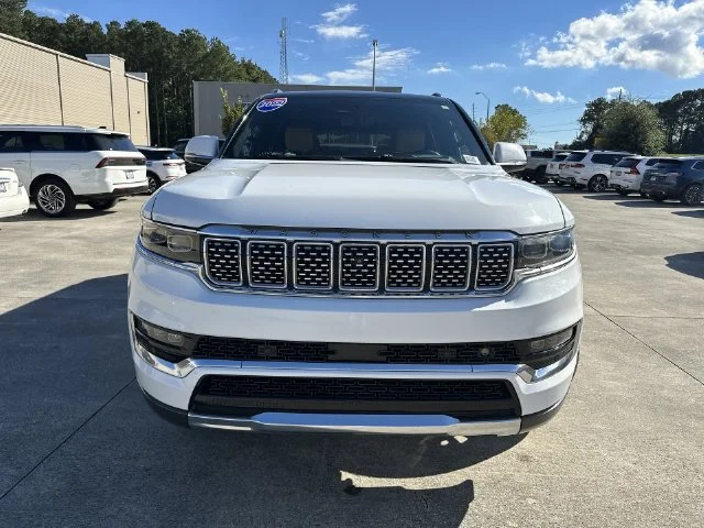 Used 2022 White Jeep Series III image 9