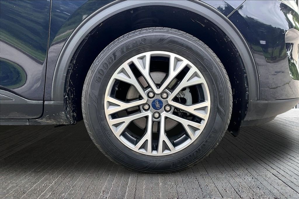 Used 2021 Blue Ford SEL image 10
