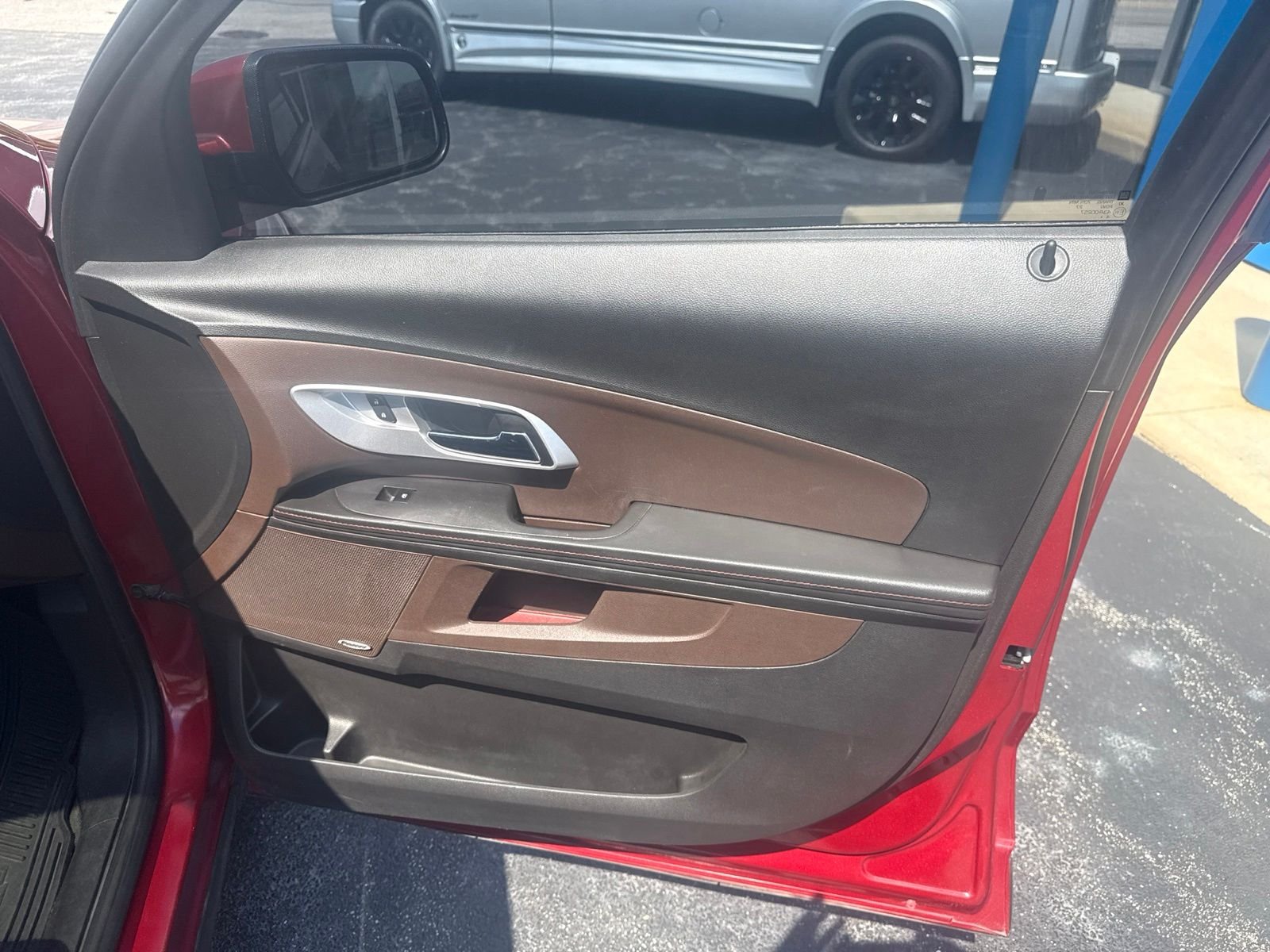 Used 2015 Red Chevrolet LT image 24
