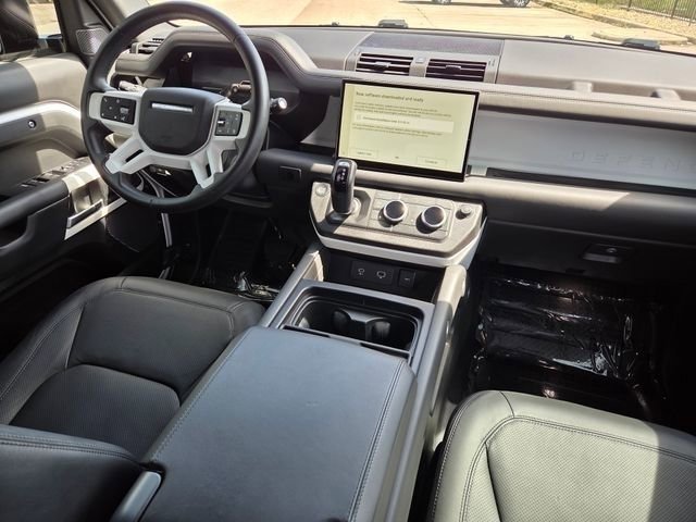 2024 Land Rover Defender SE - Photo 30