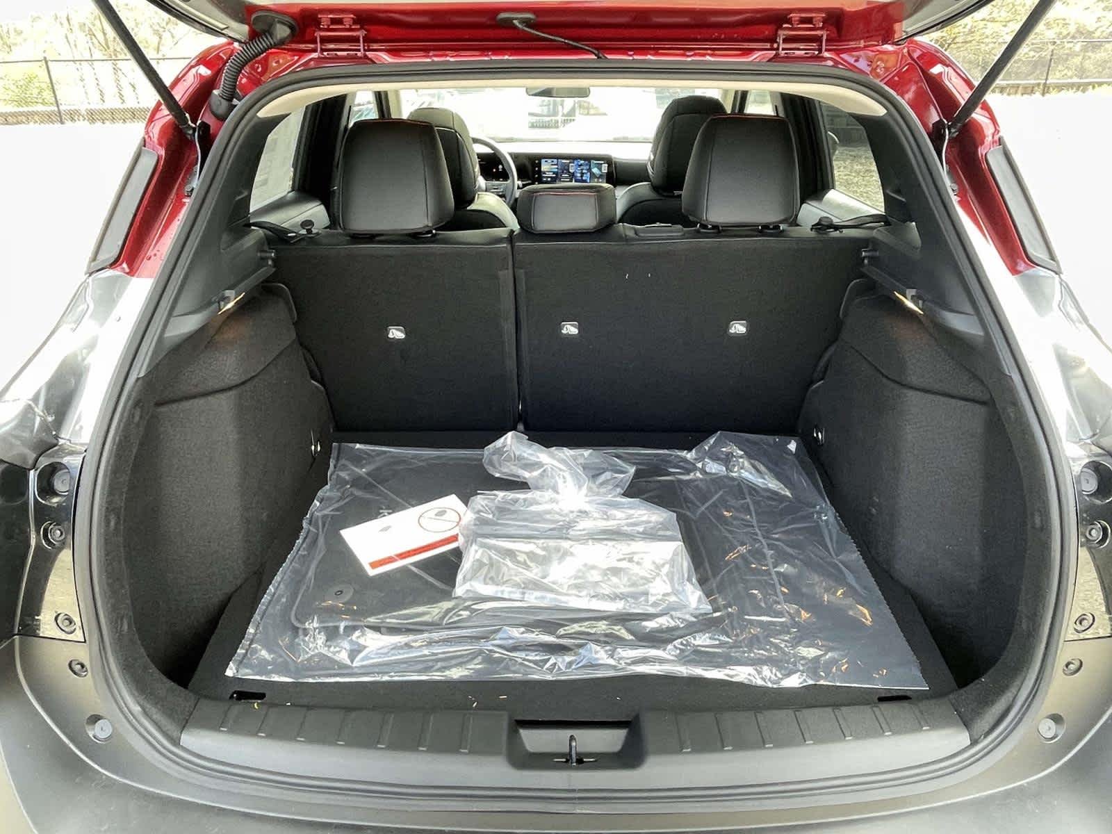New 2026 Gun Metallic/Scarlet Ember Tintcoat Nissan SR image 20