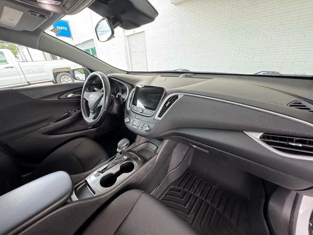 Used 2023 White Chevrolet LS image 17
