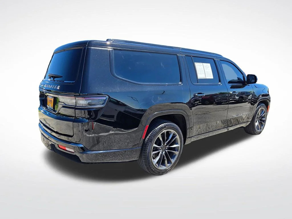 Used 2025 Black Jeep Series III image 3