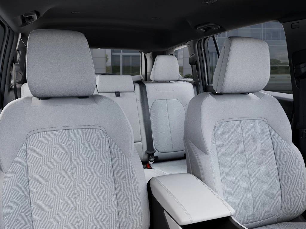 New 2026 White Jeep Laredo image 27