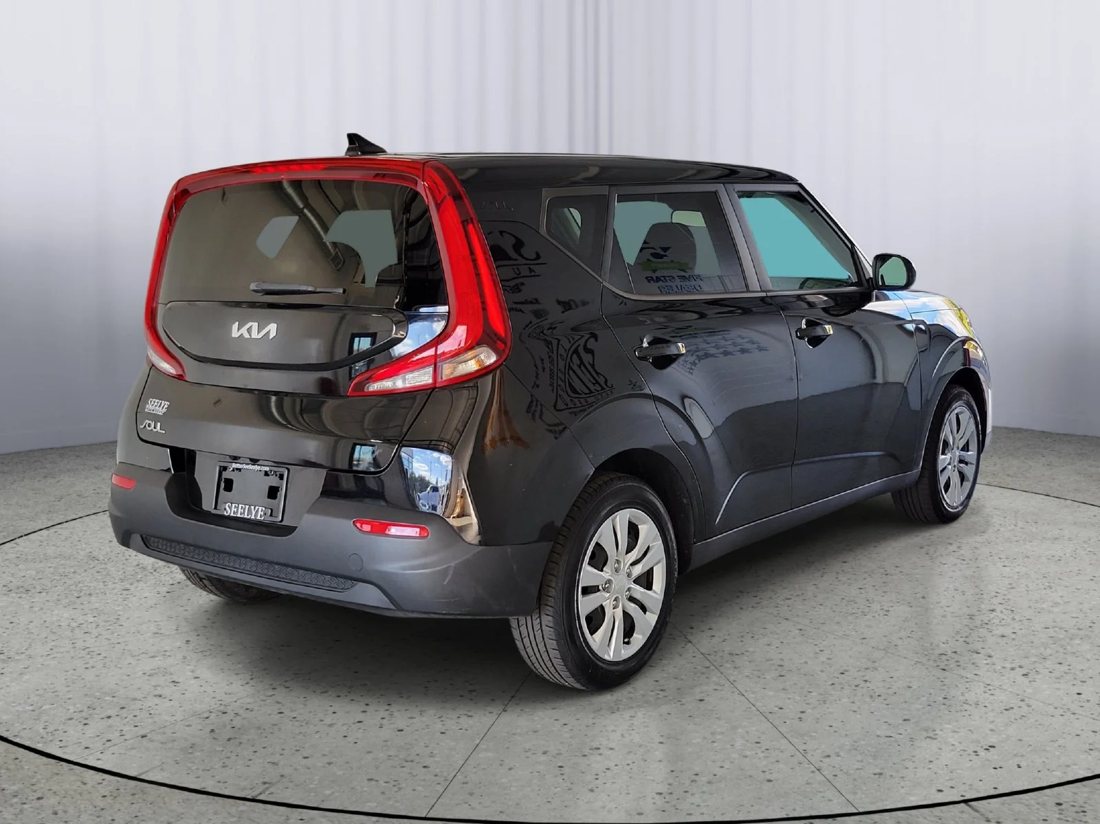 Used 2022 Black Kia LX image 2