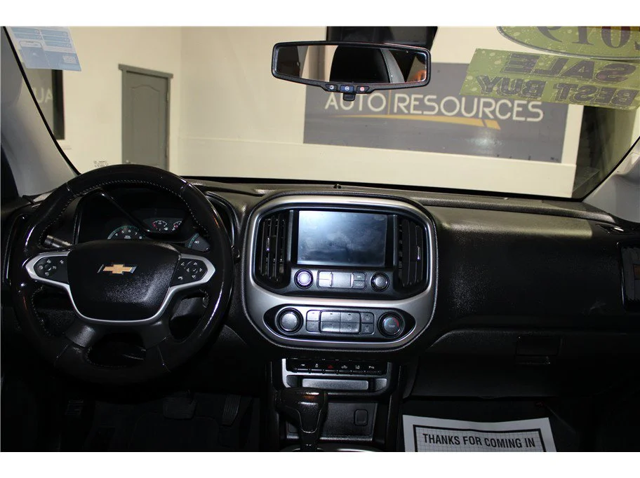 Used 2019 Red Hot Chevrolet 2WD LT image 14