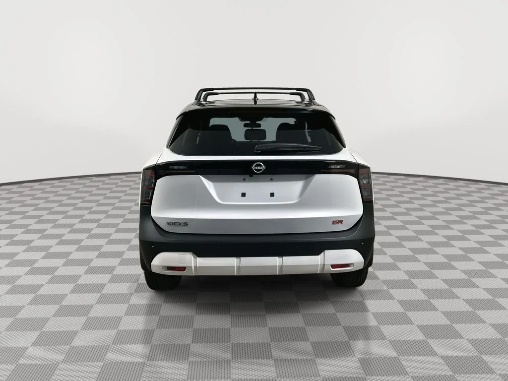 New 2026 Aspen White TriCoat / Super Black Two-tone Nissan SR image 7