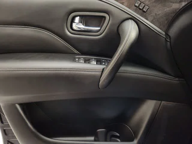 Used 2020 Hermosa Blue INFINITI LUXE image 24
