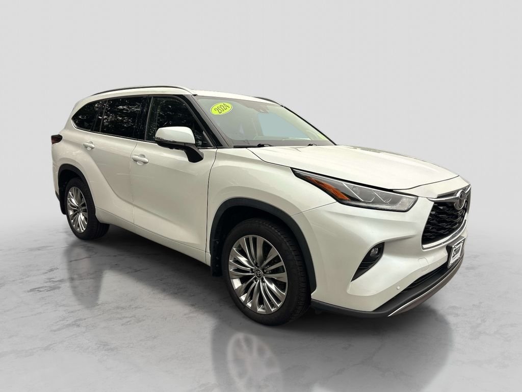 Used 2024 Beige Toyota Platinum image 7