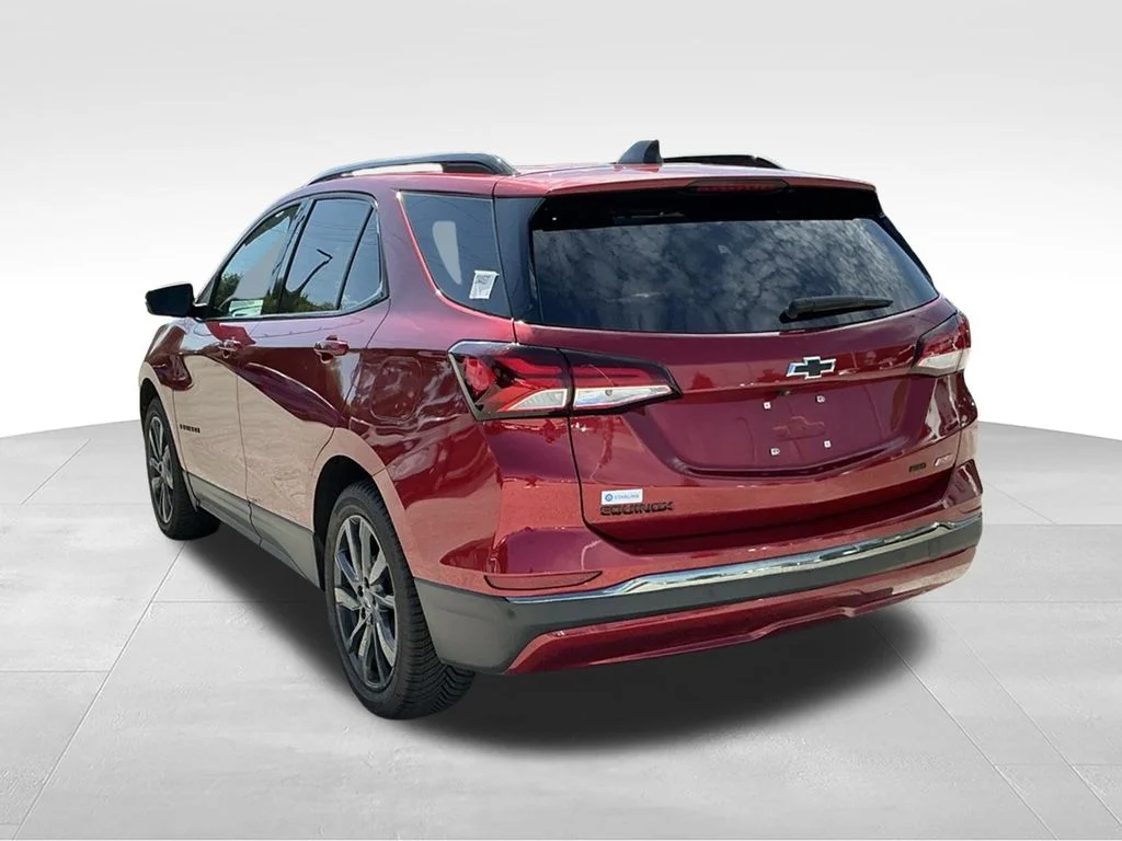Used 2023 Red Chevrolet RS image 6