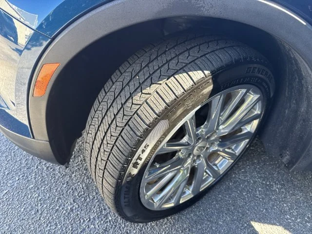 Used 2019 Blue Cadillac Luxury image 33
