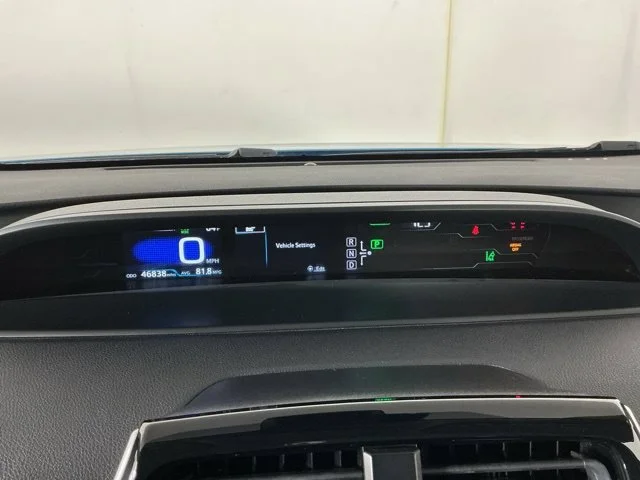 Used 2017 Blue Toyota Plus image 19