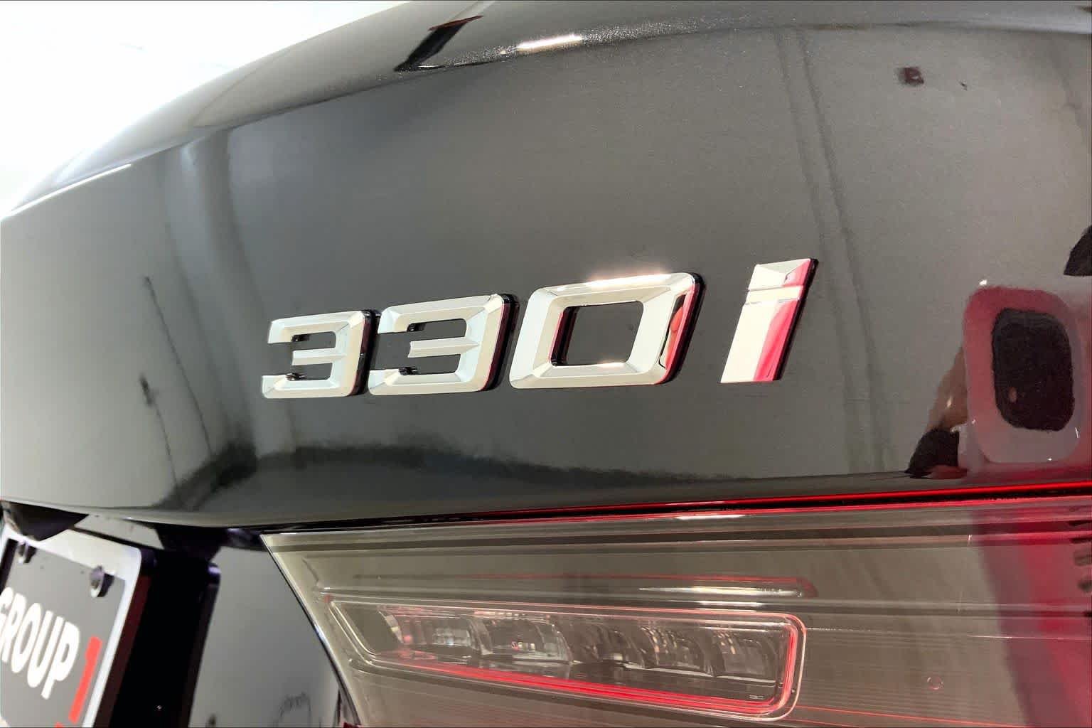 Used 2024 Black Sapphire Metallic BMW 330i xDrive image 29