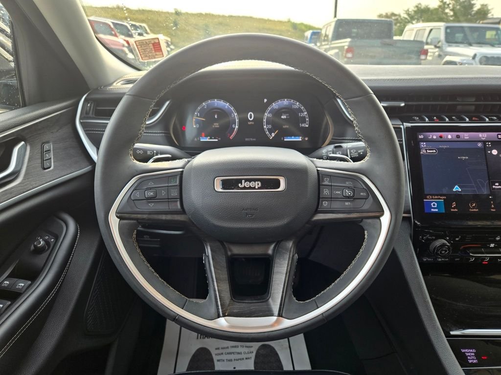 Used 2023 White Jeep Limited image 18
