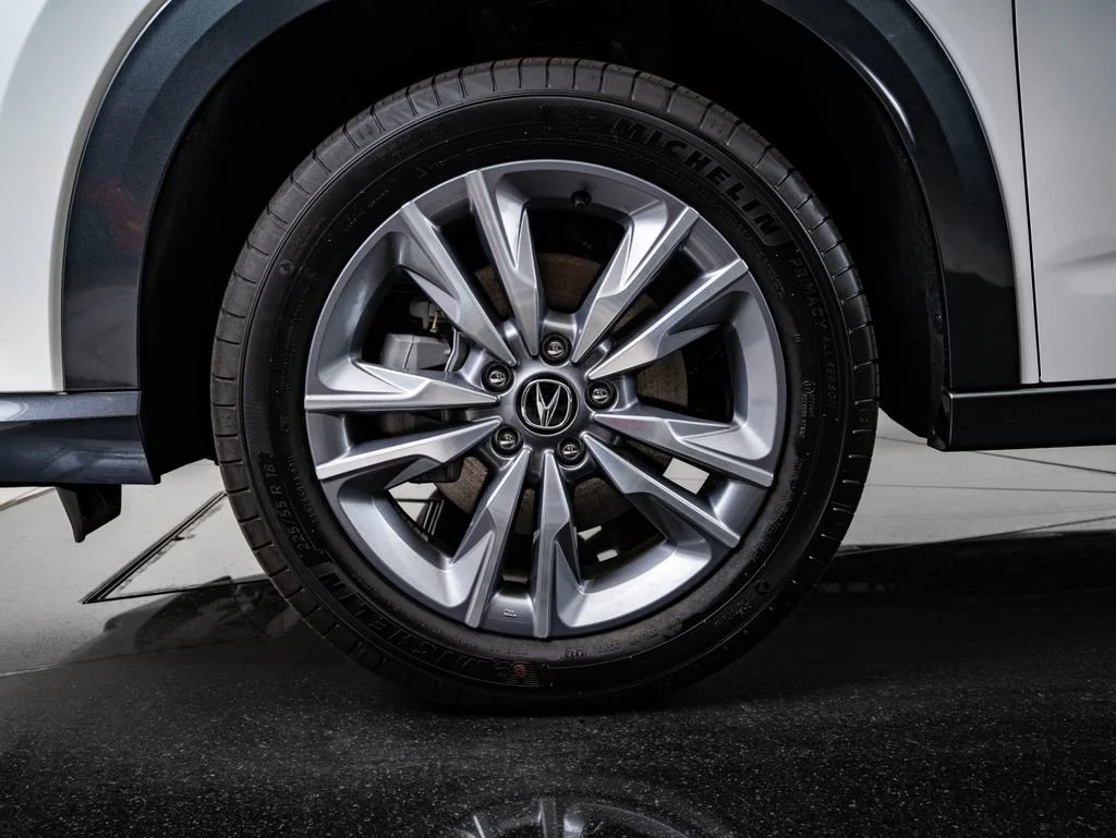 Used 2025 Platinum White Pearl Acura  image 13