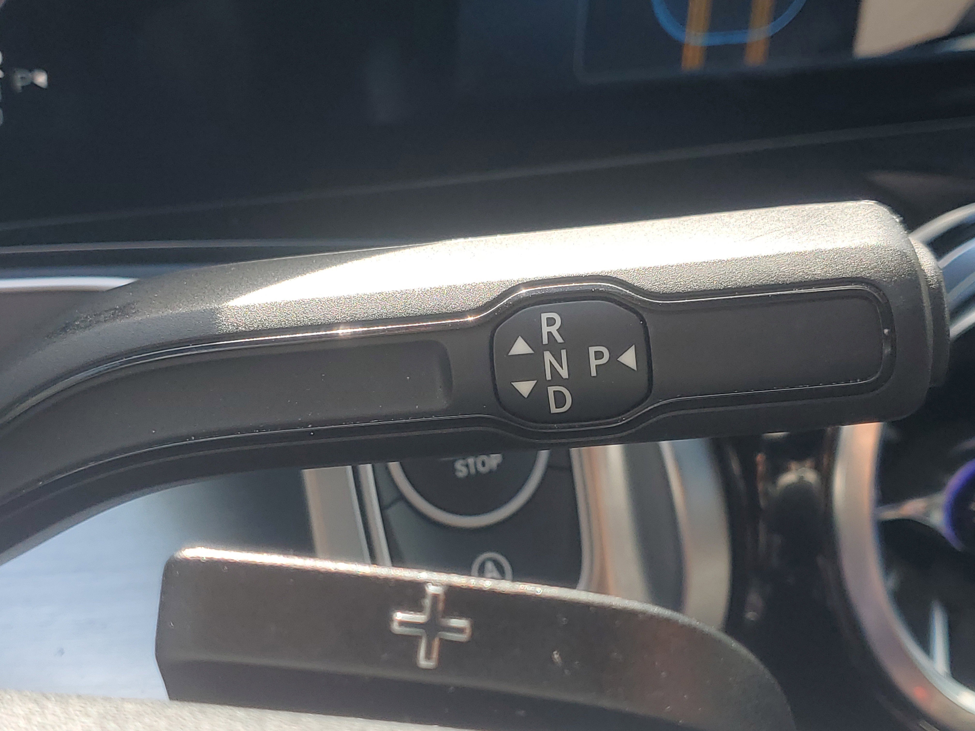 Used 2025 Black Mercedes-Benz GLB 250 image 30