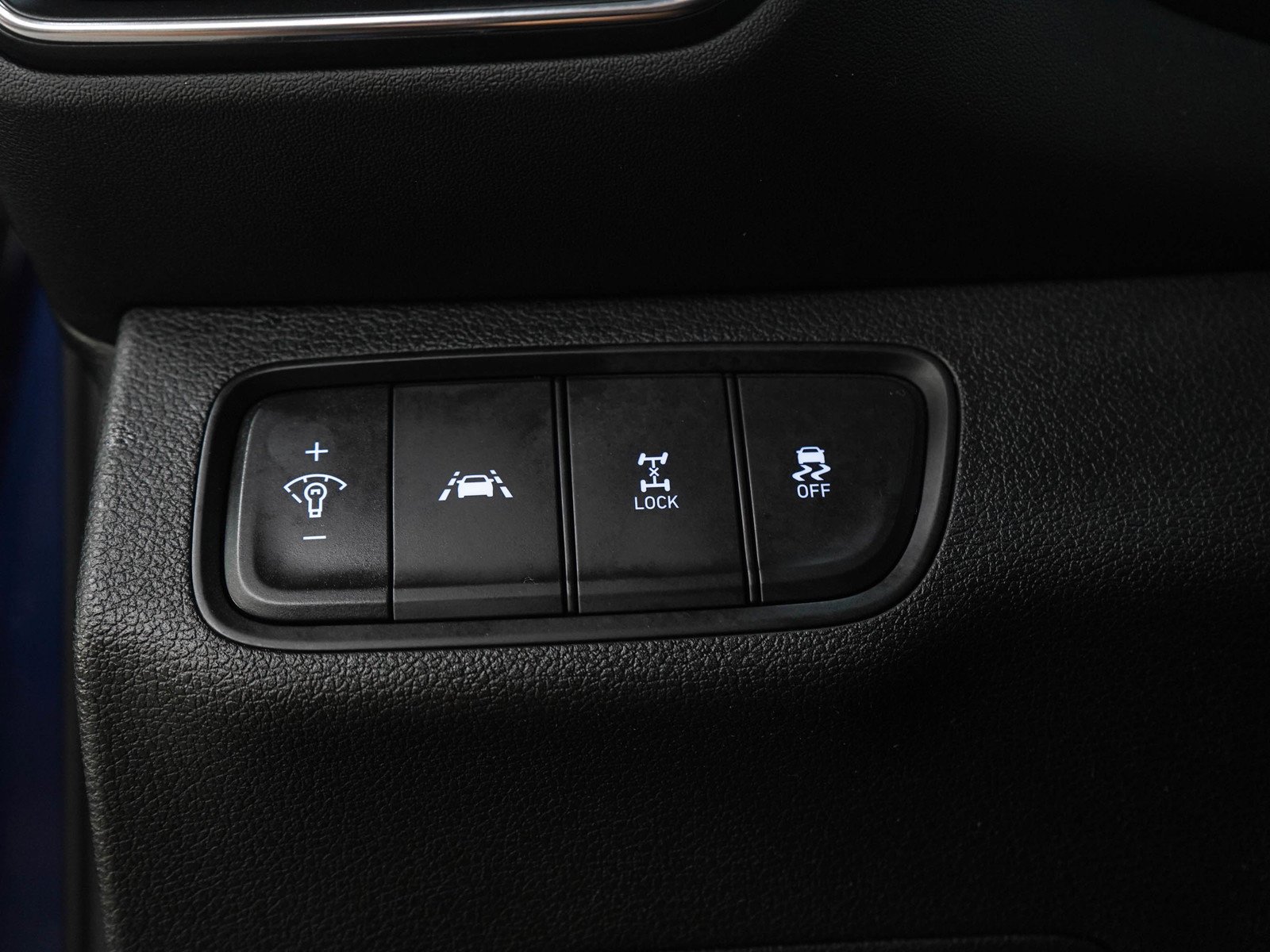 2020 Hyundai Santa Fe SE - Photo 24